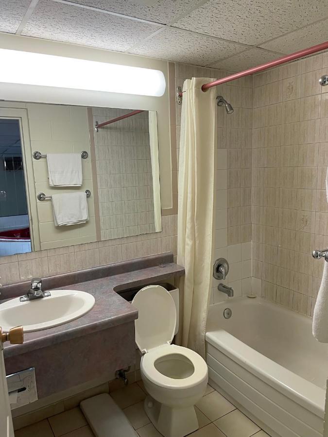 6032 Persepolis Inn Niagara Falls Extérieur photo